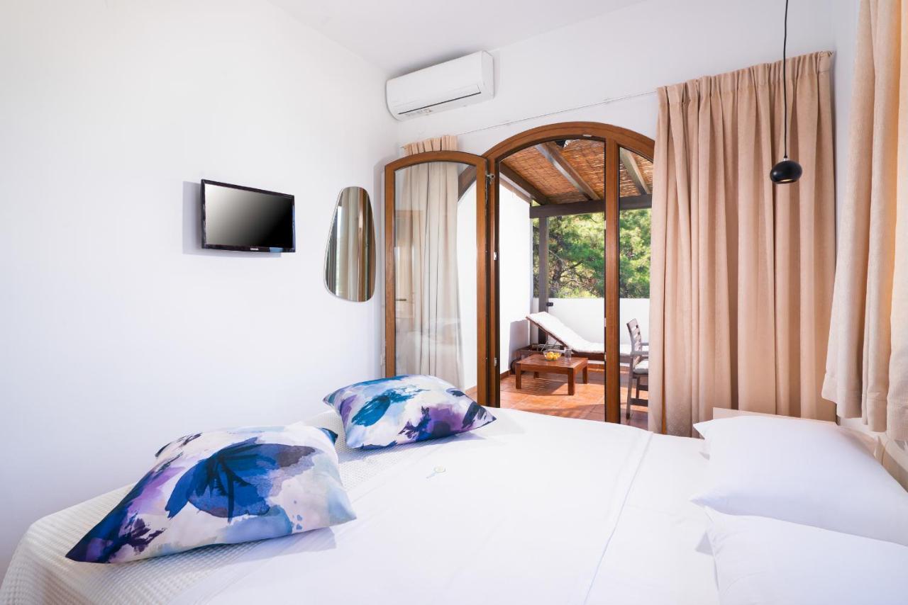 Villa Victoria By La Scala Beach 리메나스 외부 사진