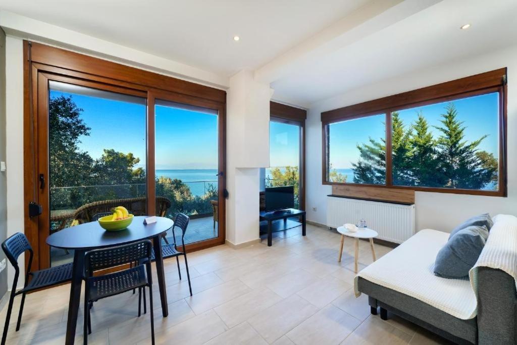 Villa Victoria By La Scala Beach 리메나스 외부 사진